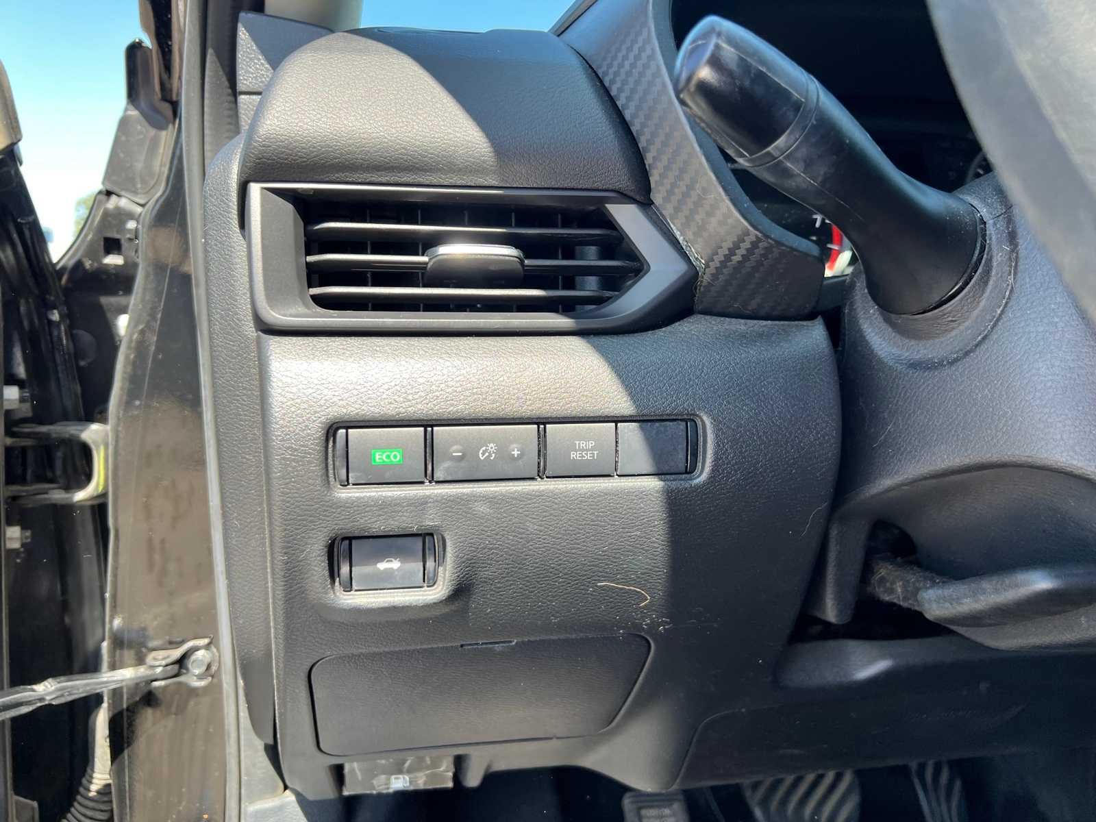2022 Nissan Sentra S 28