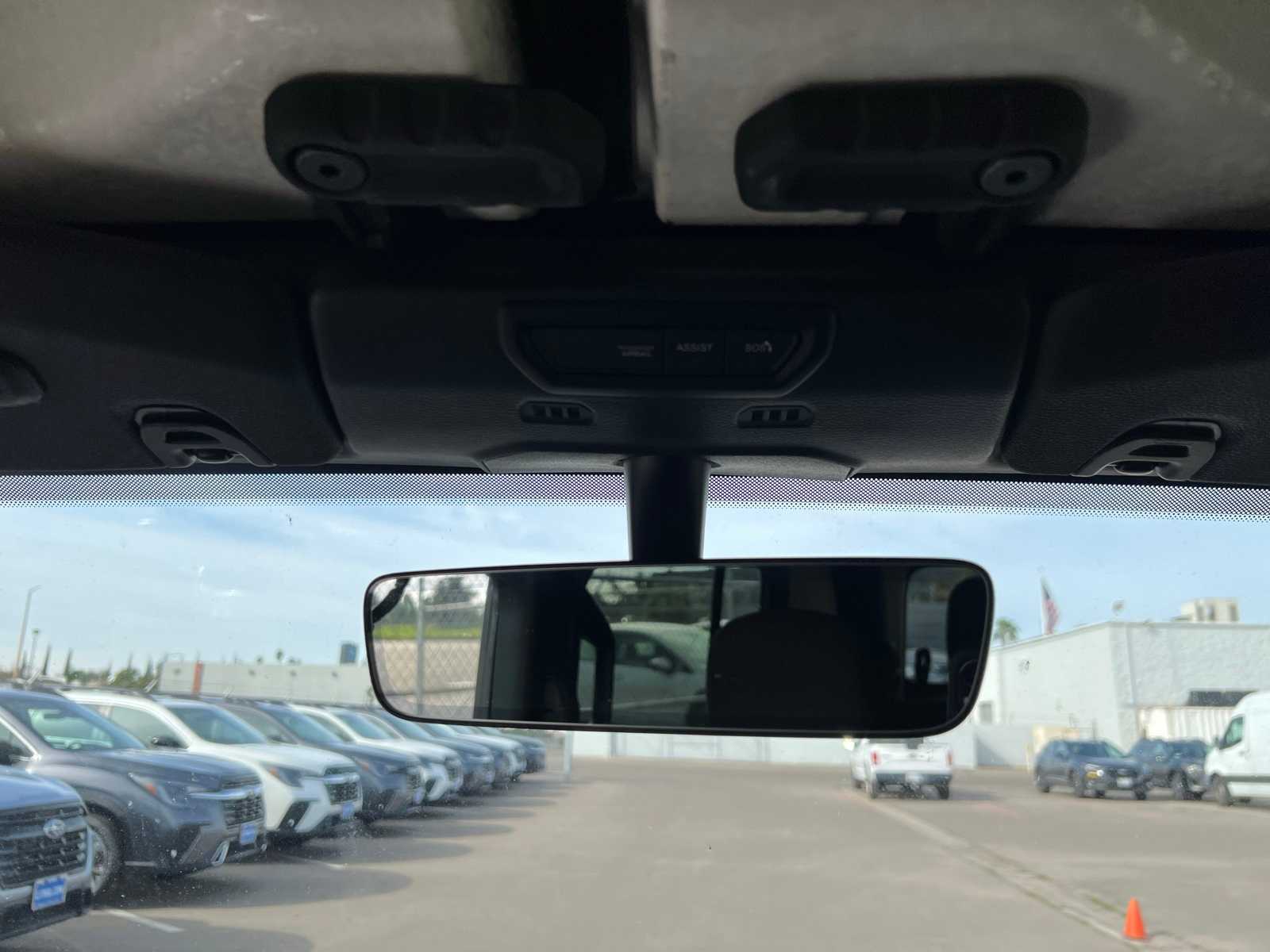 Thumbnail: 2021 Jeep Gladiator - 31