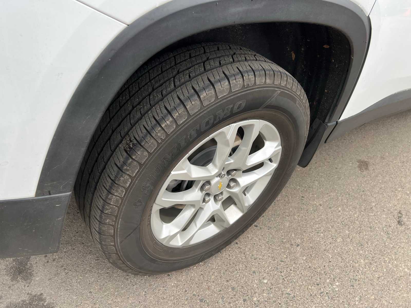 Thumbnail: 2021 Chevrolet Traverse - 20