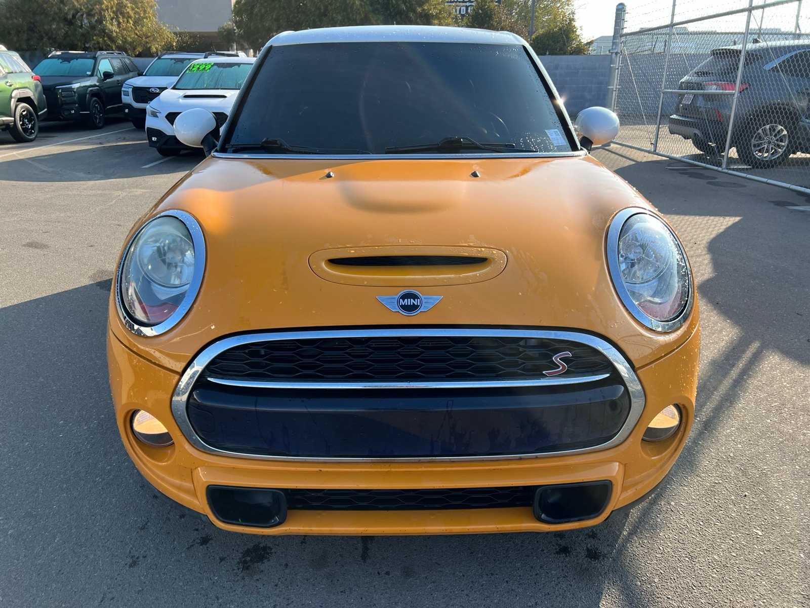 Thumbnail: 2017 MINI Cooper Hardtop - 11