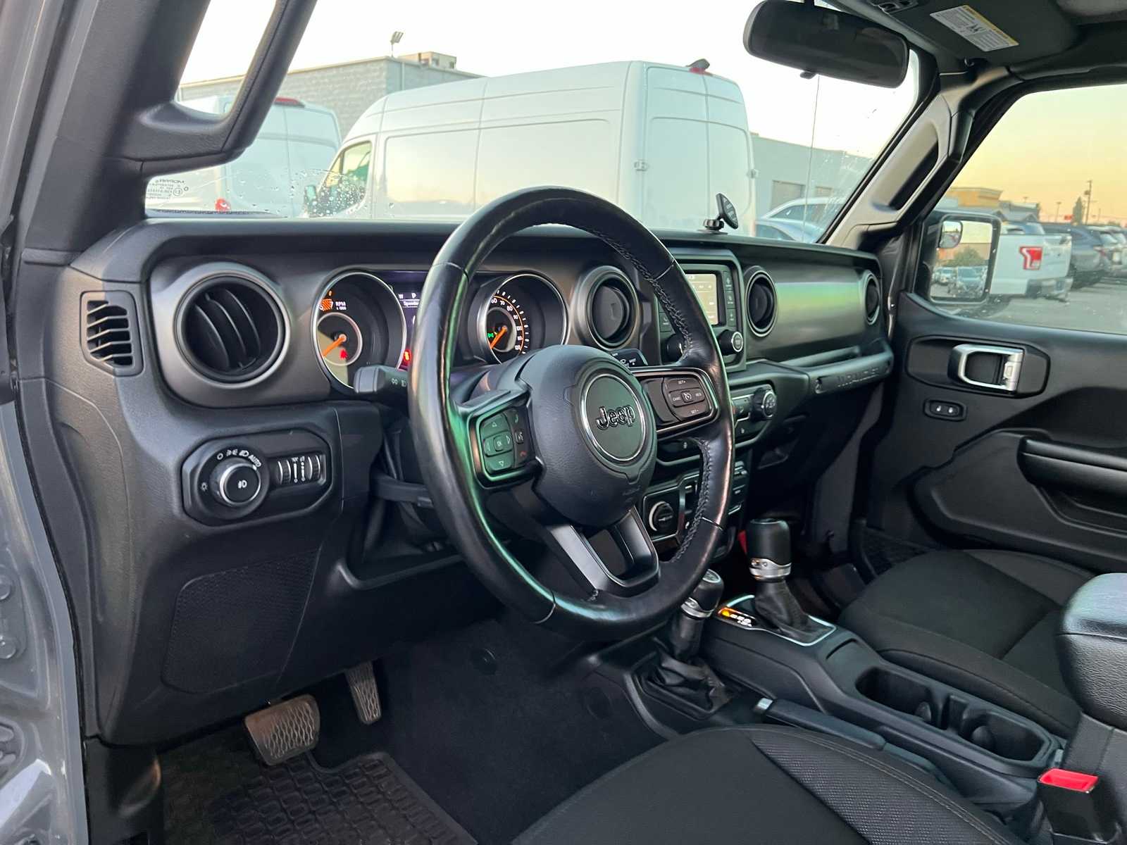 Thumbnail: 2020 Jeep Wrangler - 13