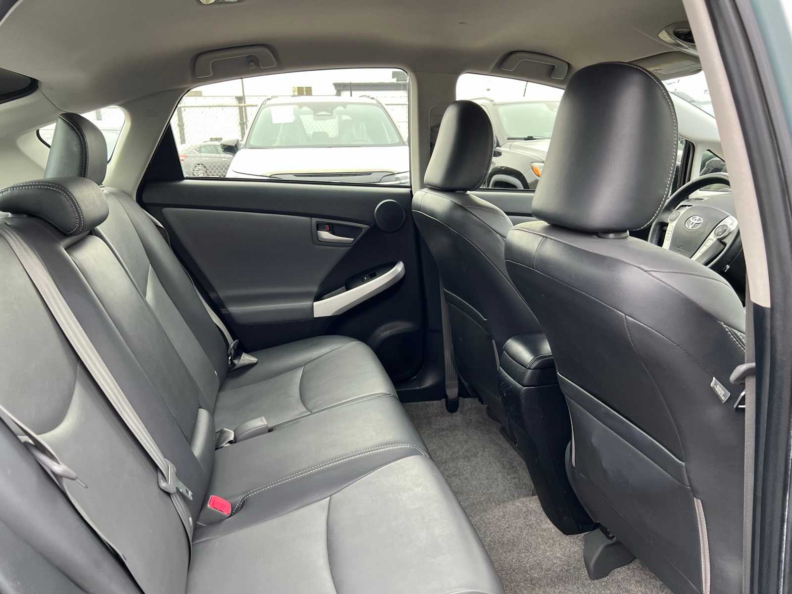 Thumbnail: 2012 Toyota Prius - 23