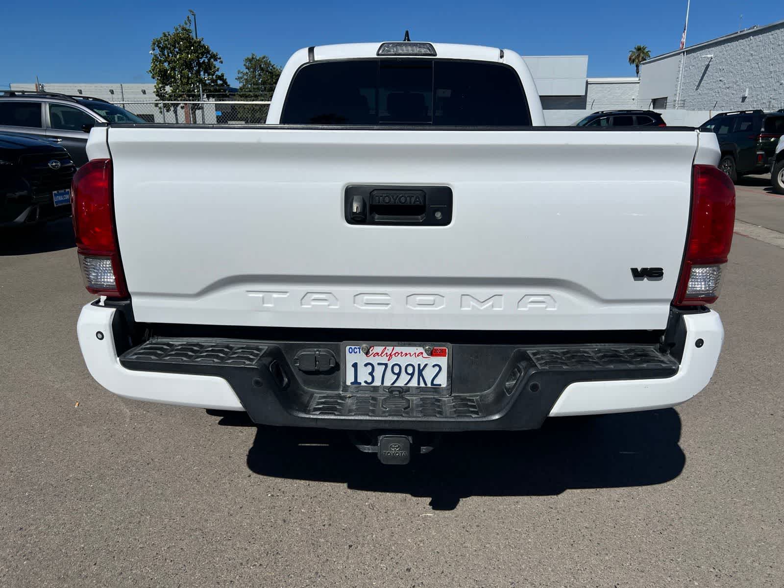 Thumbnail: 2017 Toyota Tacoma - 4
