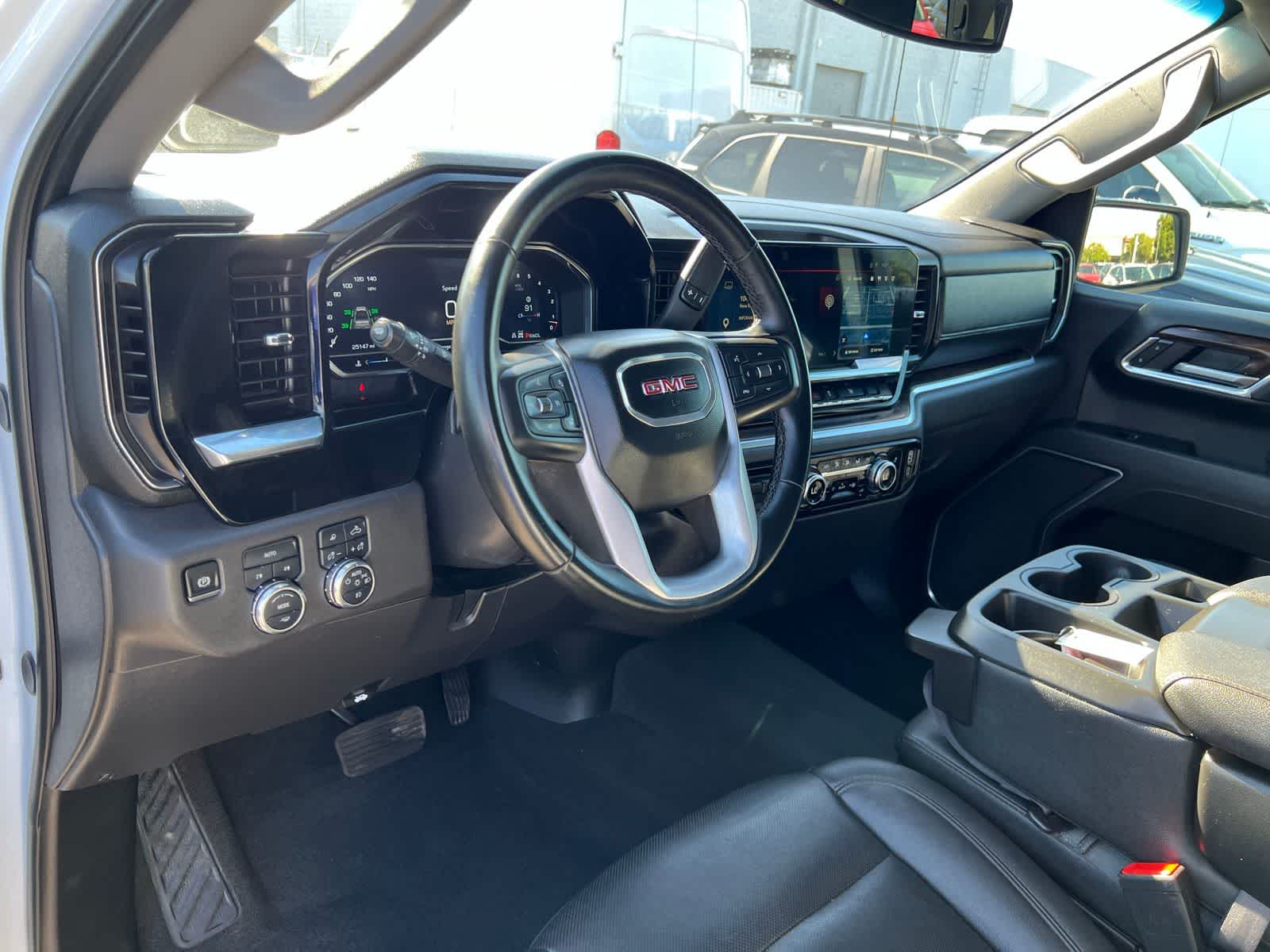 Thumbnail: 2025 GMC Sierra 1500 - 13