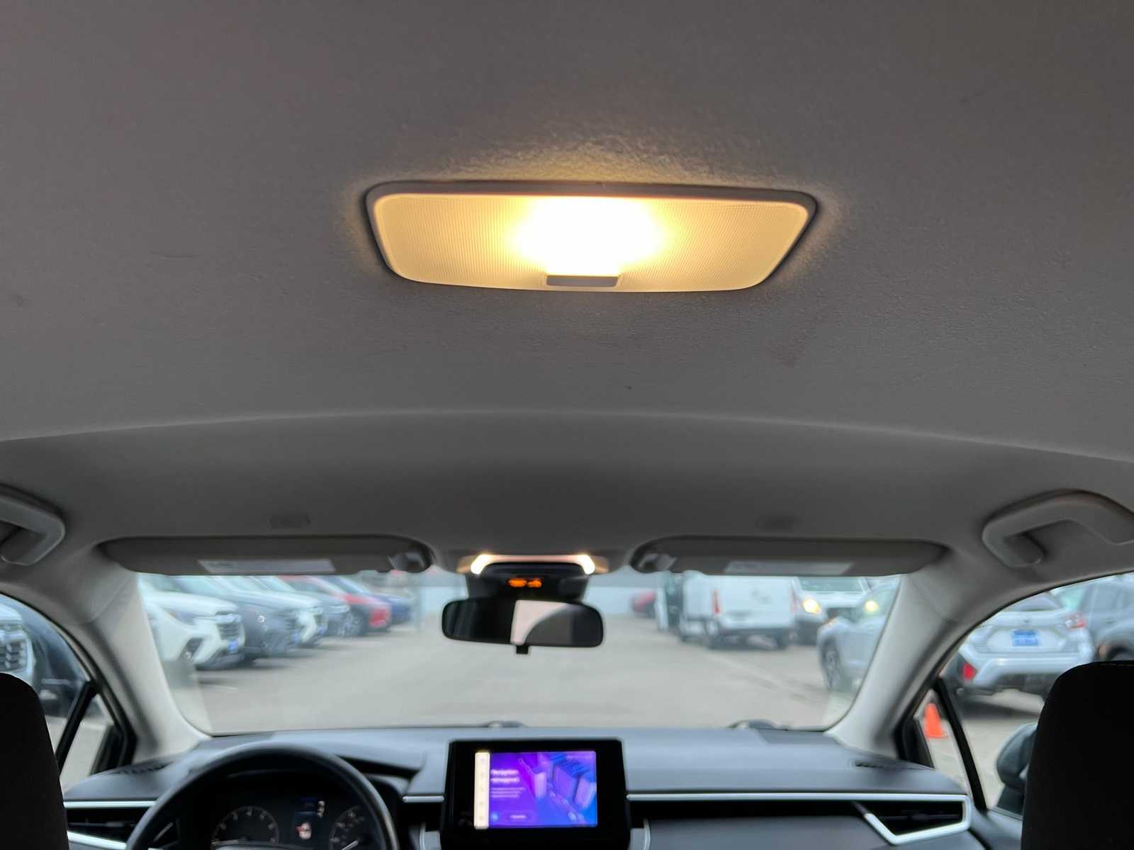 Thumbnail: 2023 Toyota Corolla - 31