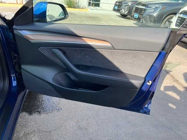 Thumbnail: 2022 Tesla Model 3 - 26