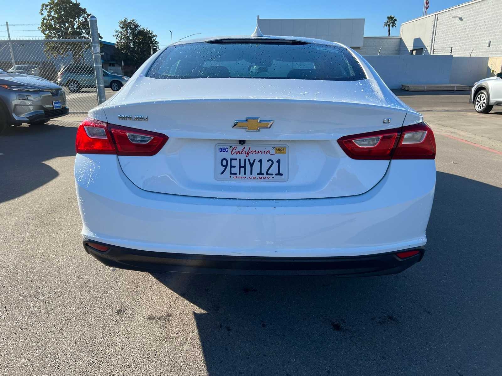 Thumbnail: 2023 Chevrolet Malibu - 4