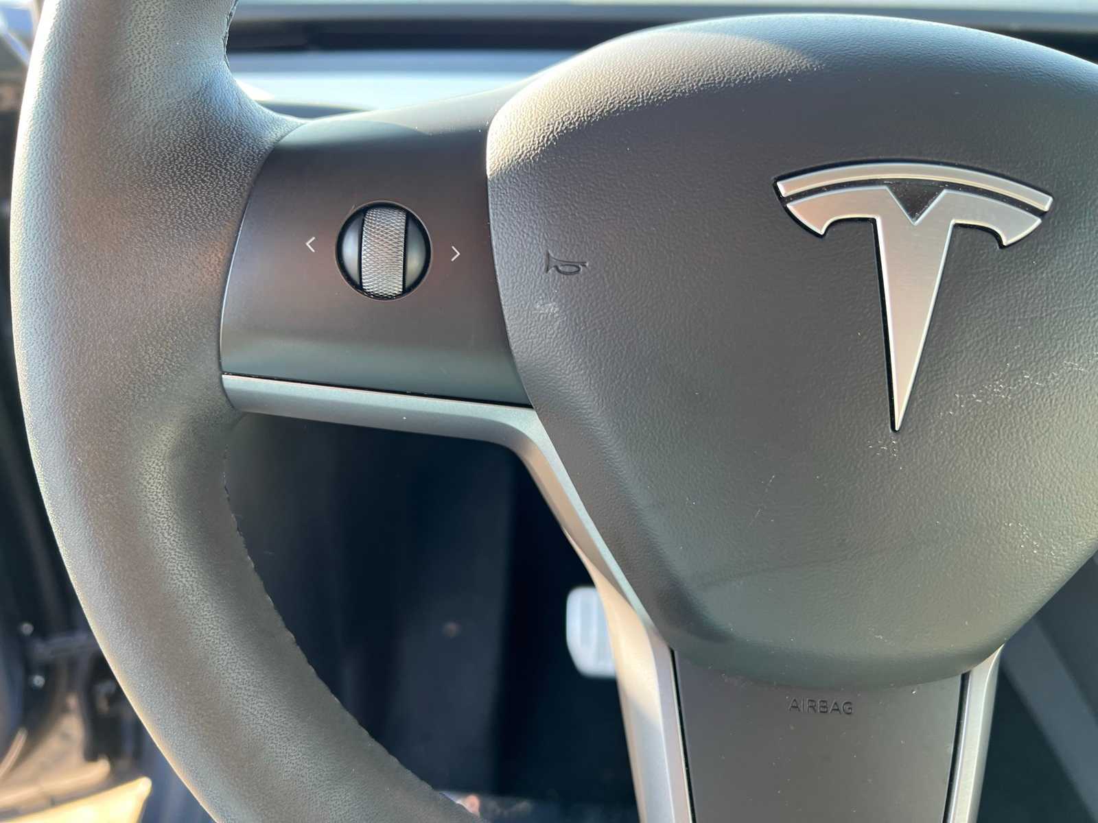 Thumbnail: 2022 Tesla Model Y - 34