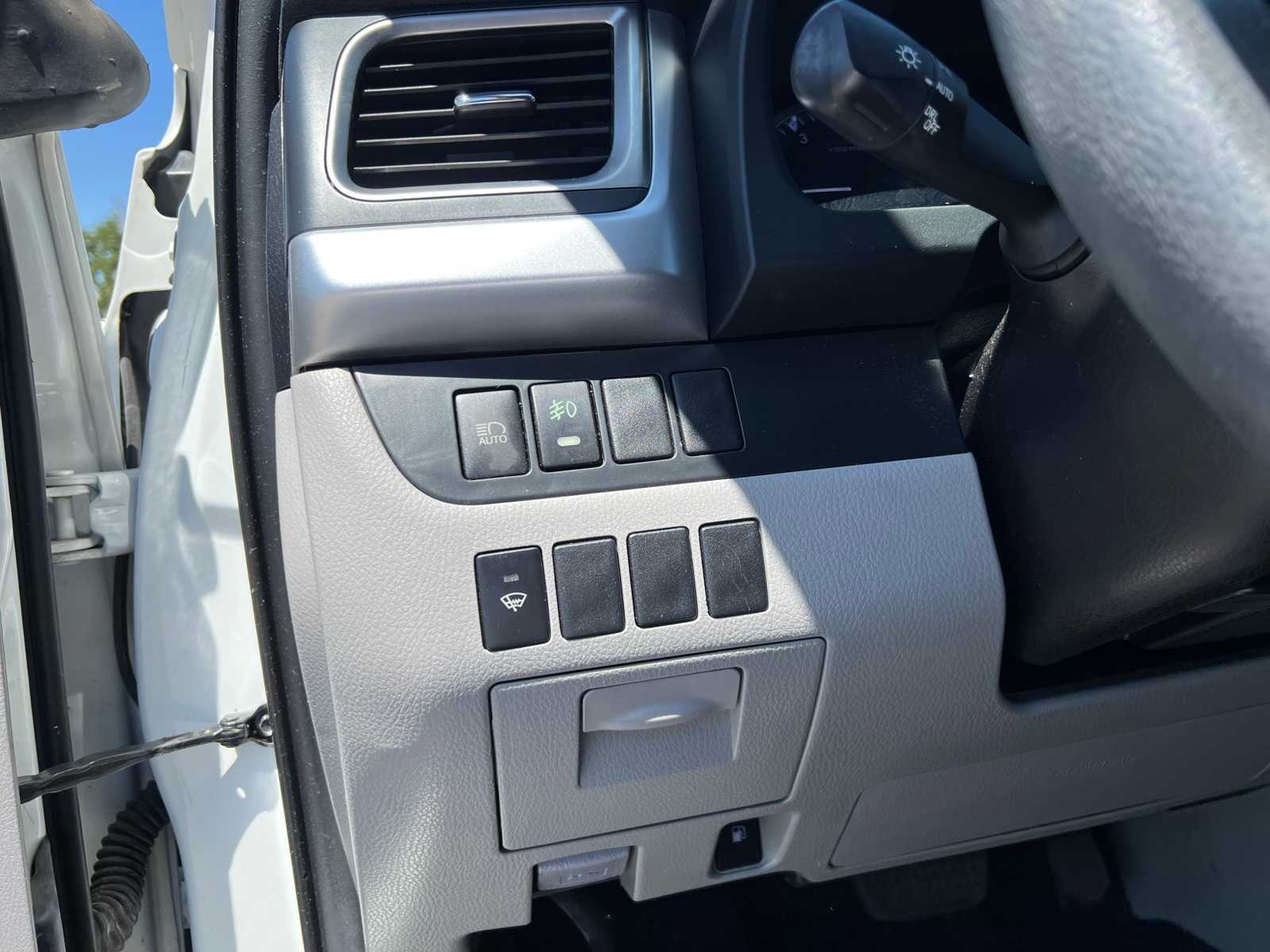 Thumbnail: 2019 Toyota Highlander - 28