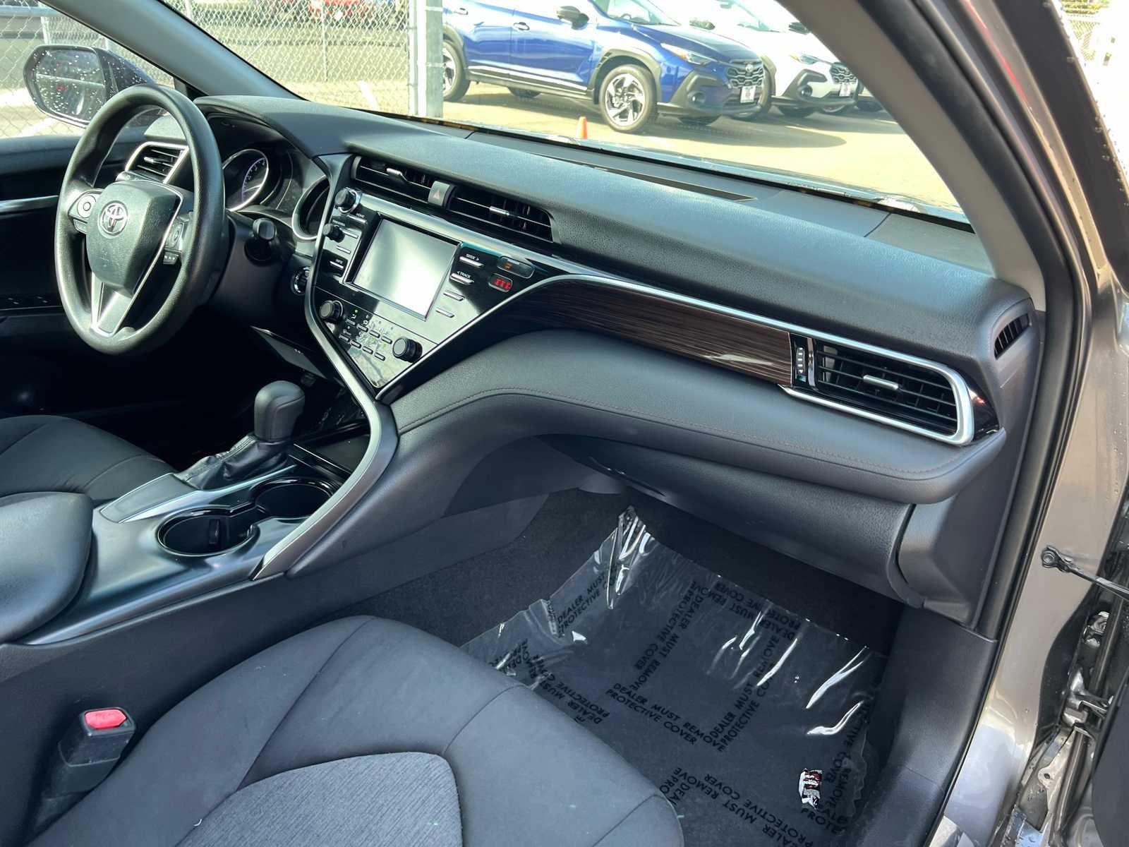 Thumbnail: 2018 Toyota Camry - 25