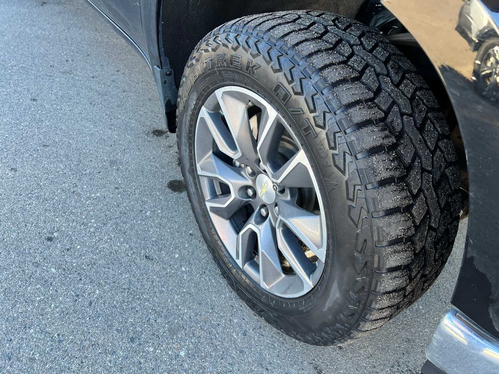 Thumbnail: 2020 Chevrolet Silverado 1500 - 24