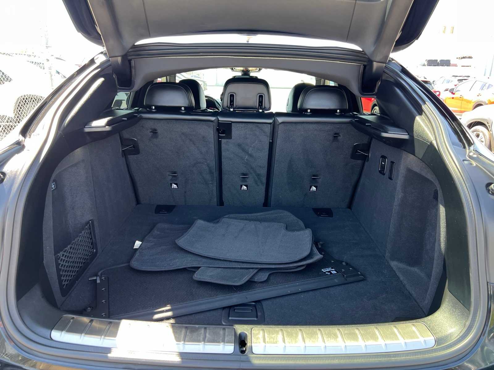 Thumbnail: 2023 BMW X4 - 8