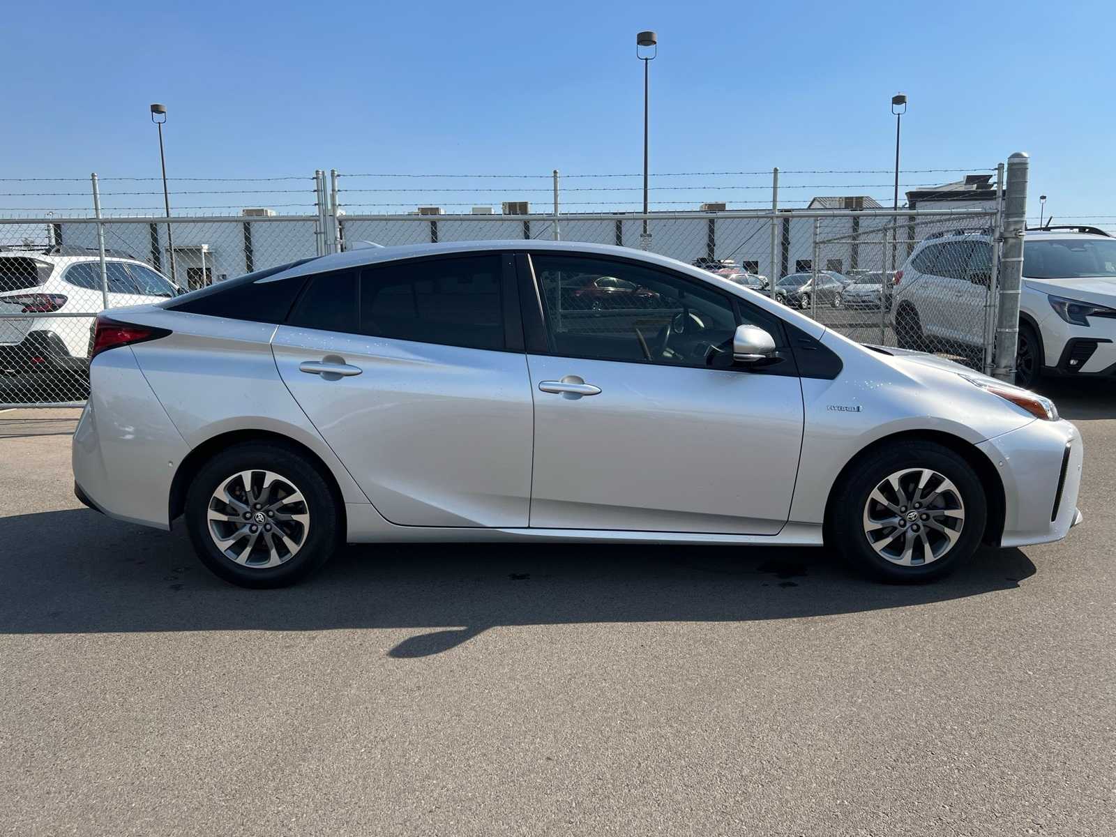 Thumbnail: 2019 Toyota Prius - 10