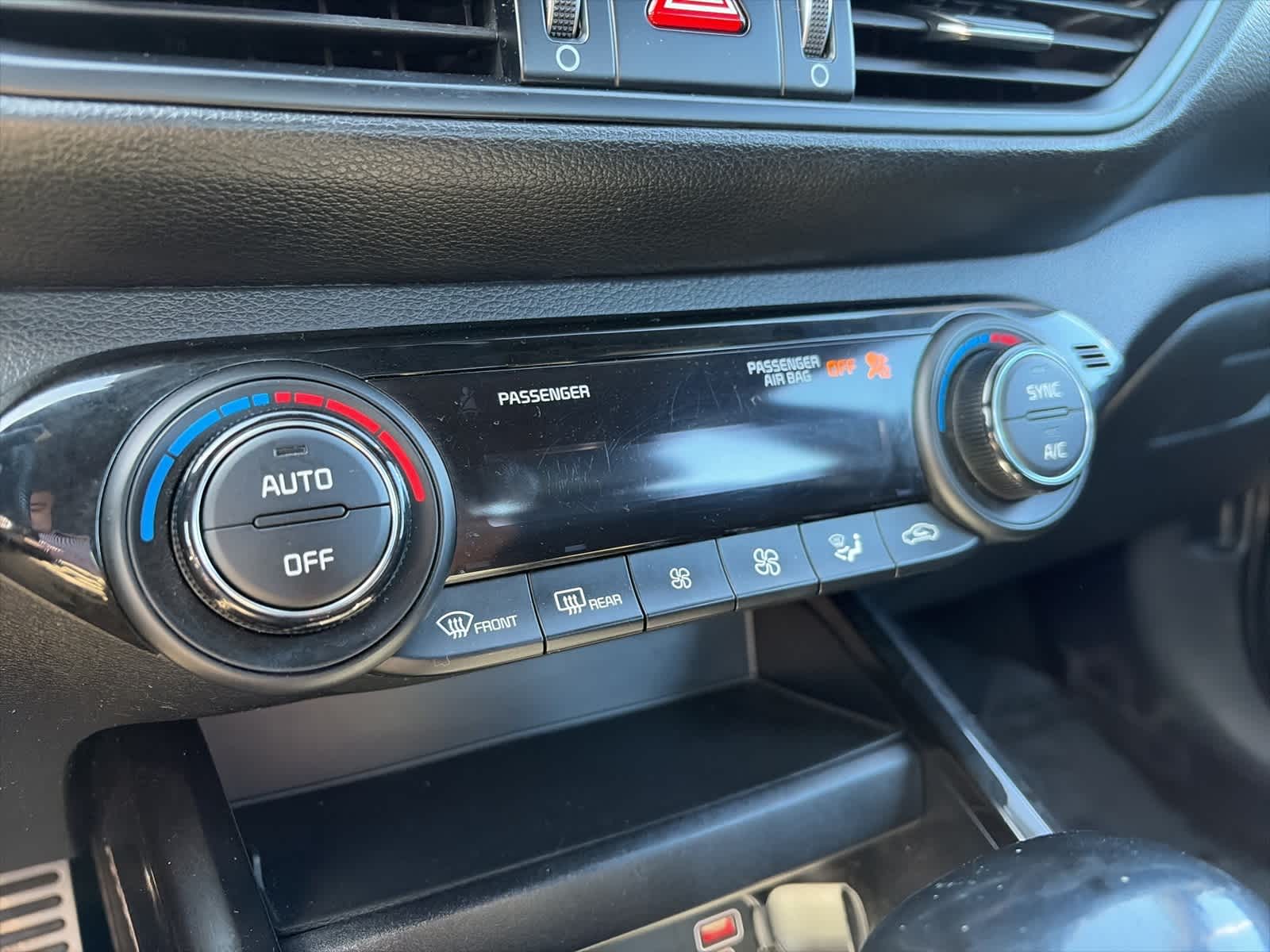 Thumbnail: 2022 Kia Forte - 30