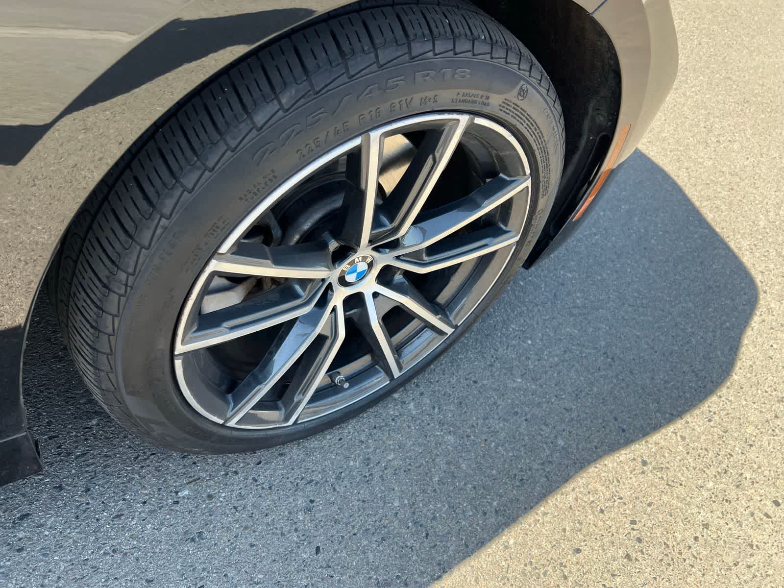 Thumbnail: 2019 BMW 3 Series - 24