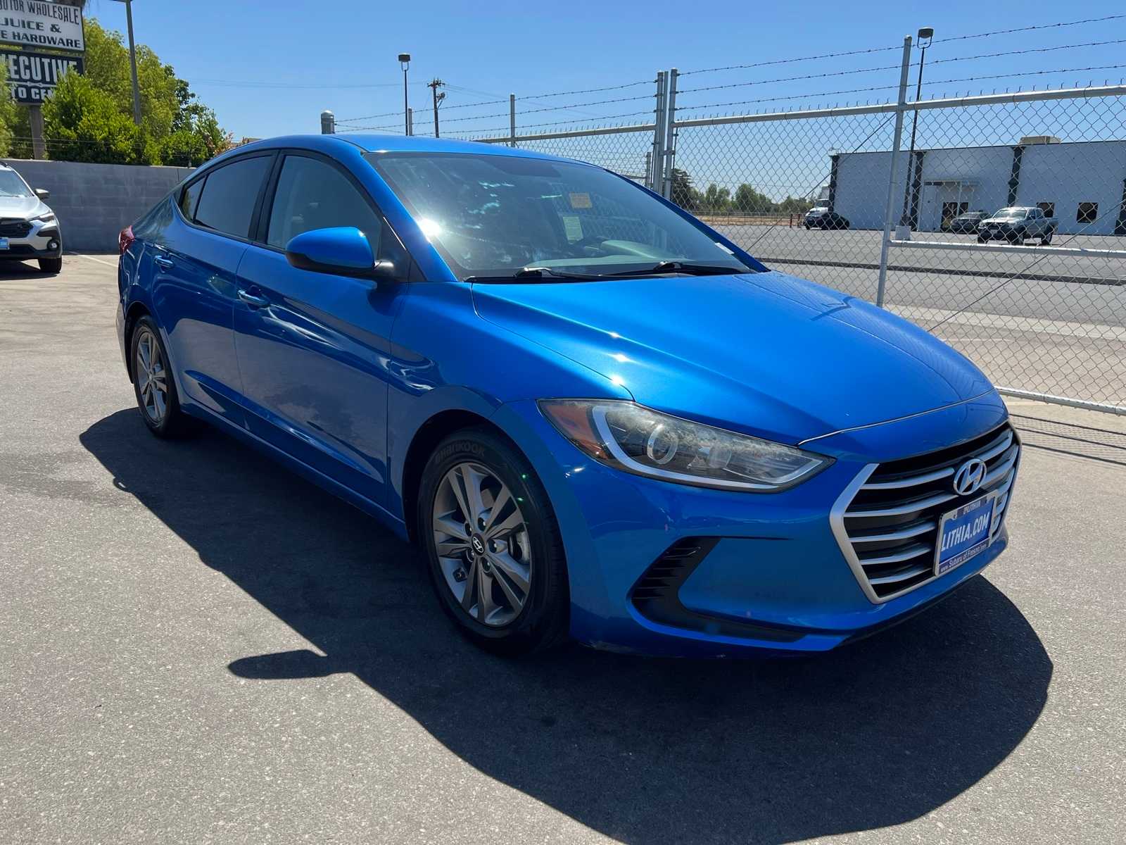 Thumbnail: 2017 Hyundai Elantra - 10