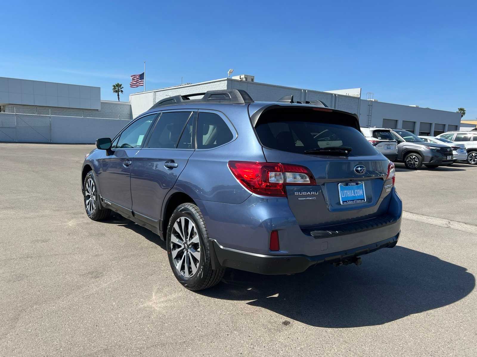 Thumbnail: 2017 Subaru Outback - 3