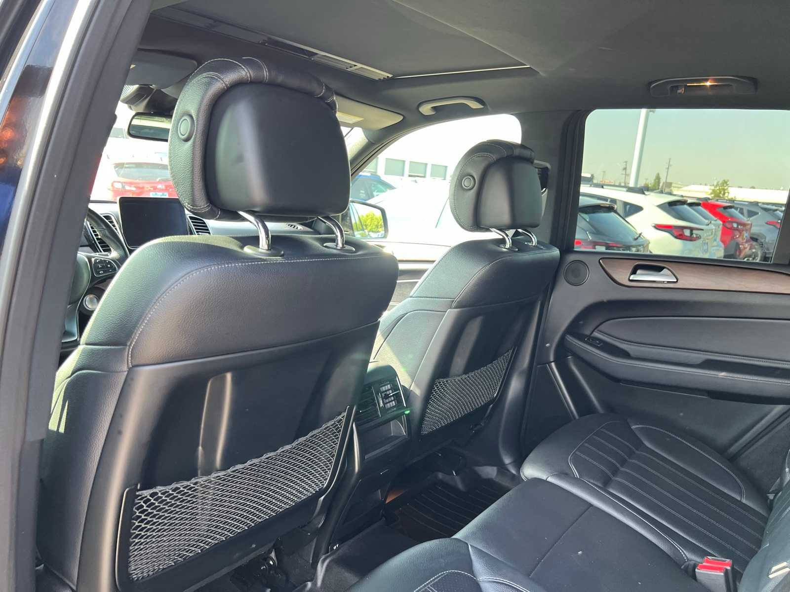 Thumbnail: 2016 Mercedes-Benz GLE - 18