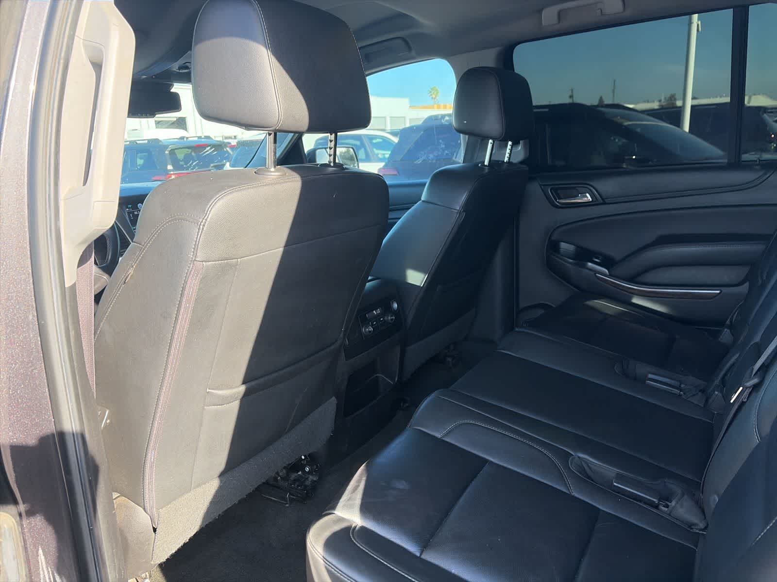 Thumbnail: 2017 Chevrolet Suburban - 21