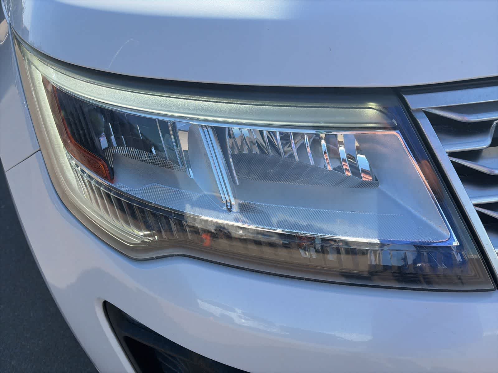 Thumbnail: 2018 Ford Explorer - 4