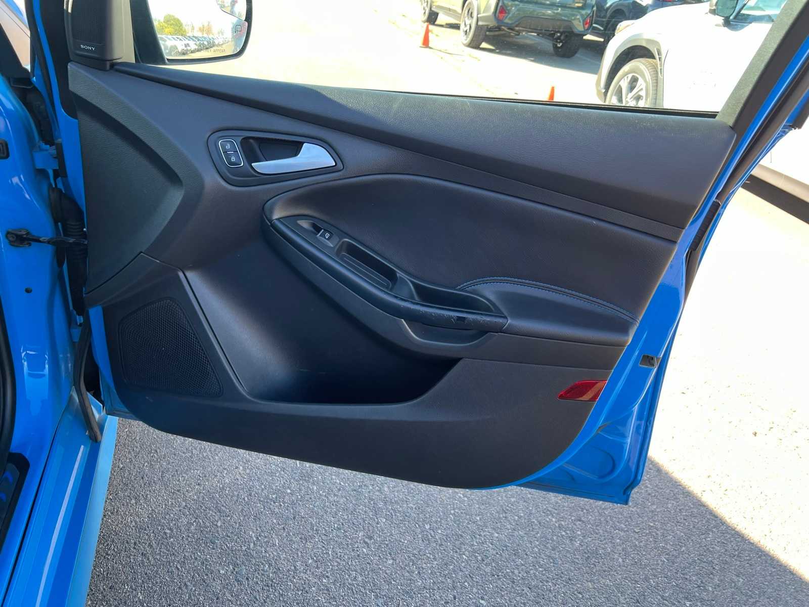 Thumbnail: 2017 Ford Focus - 28