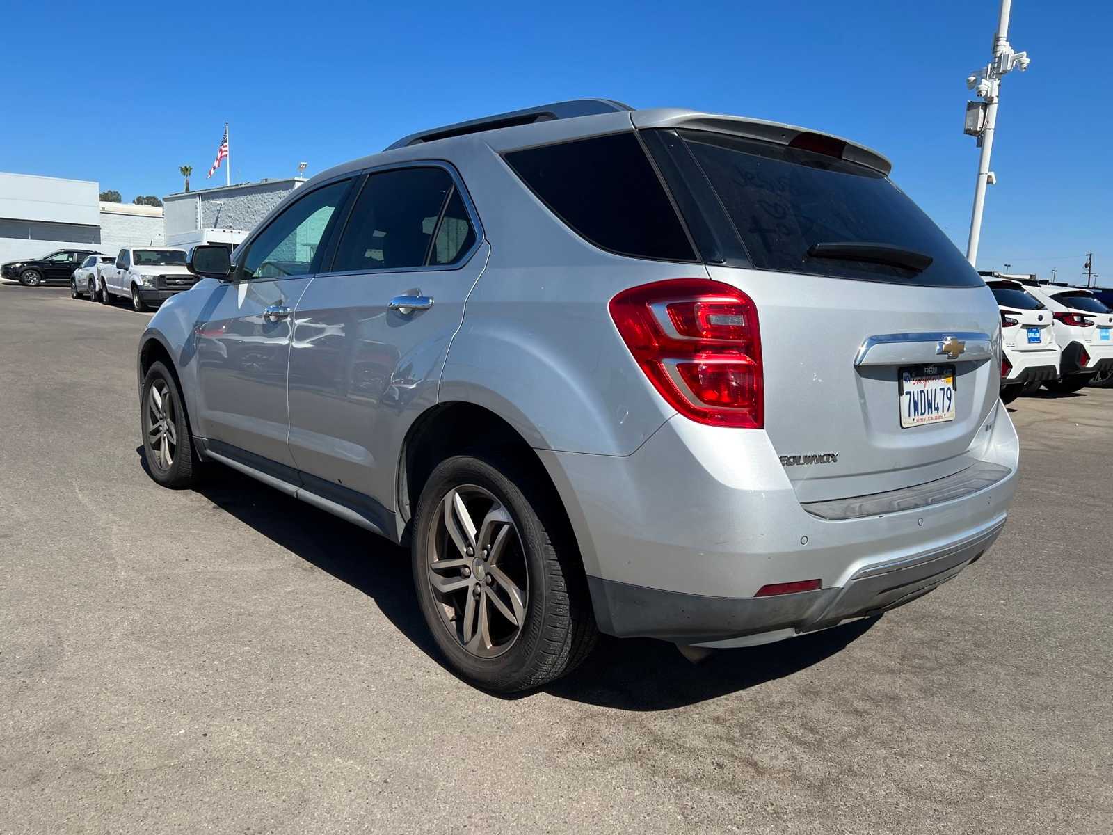 Thumbnail: 2017 Chevrolet Equinox - 3