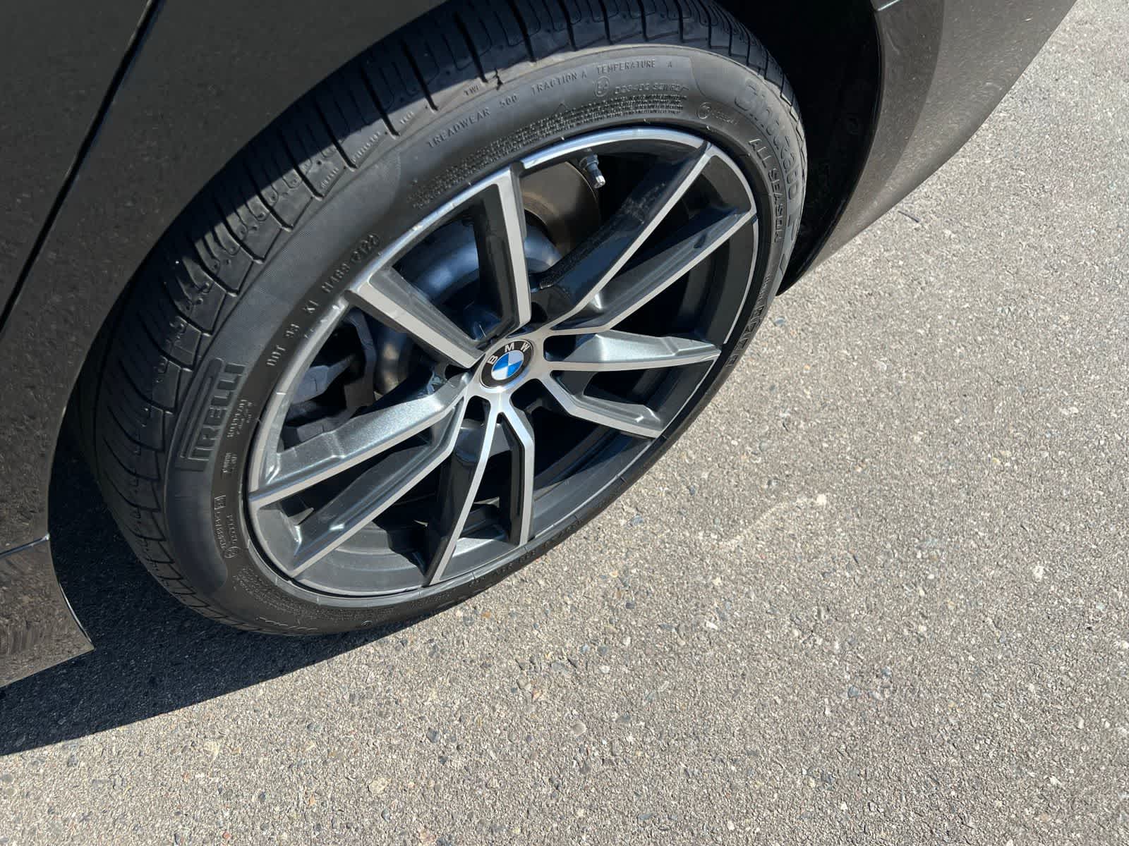 Thumbnail: 2019 BMW 3 Series - 16