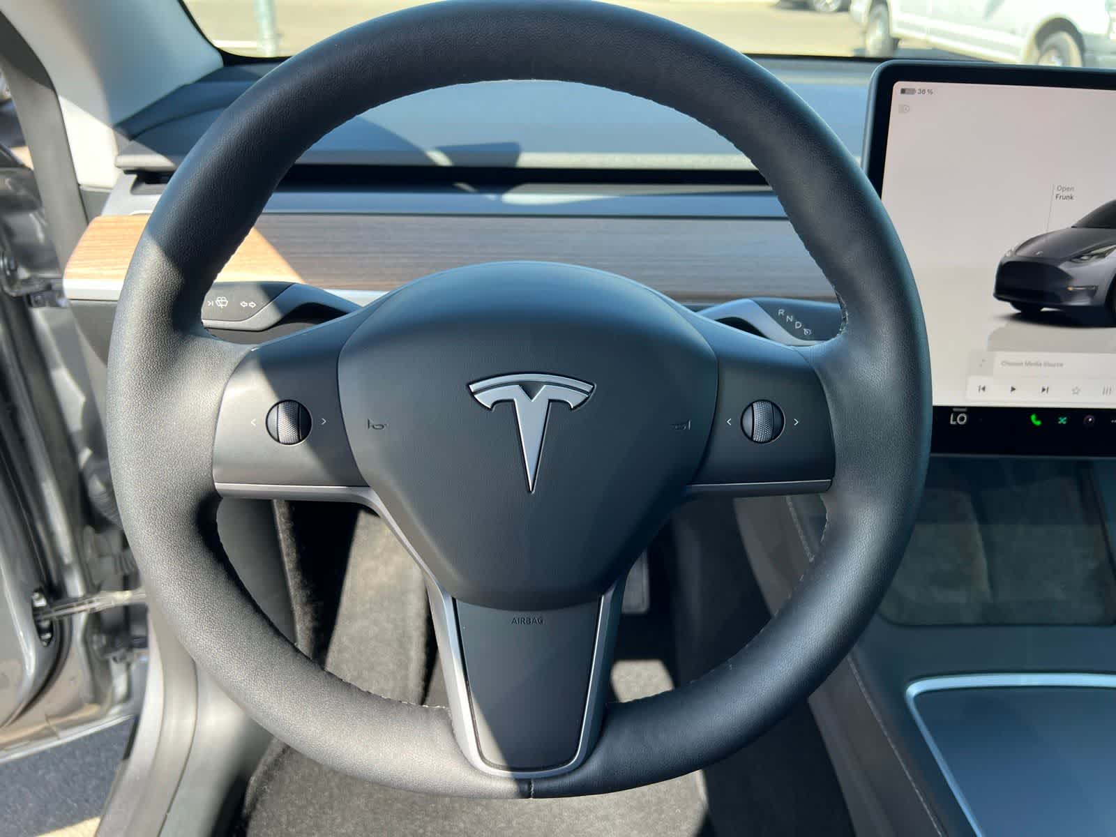 Thumbnail: 2025 Tesla Model Y - 33