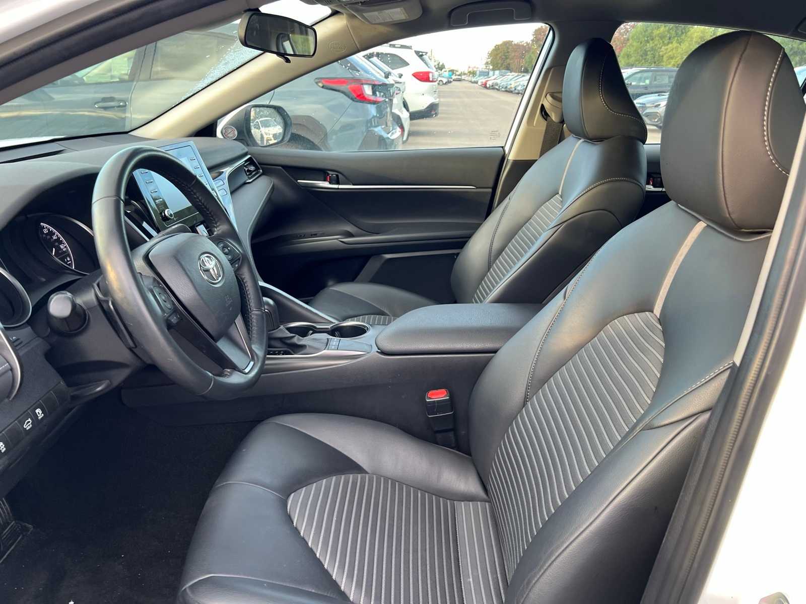 Thumbnail: 2023 Toyota Camry - 14