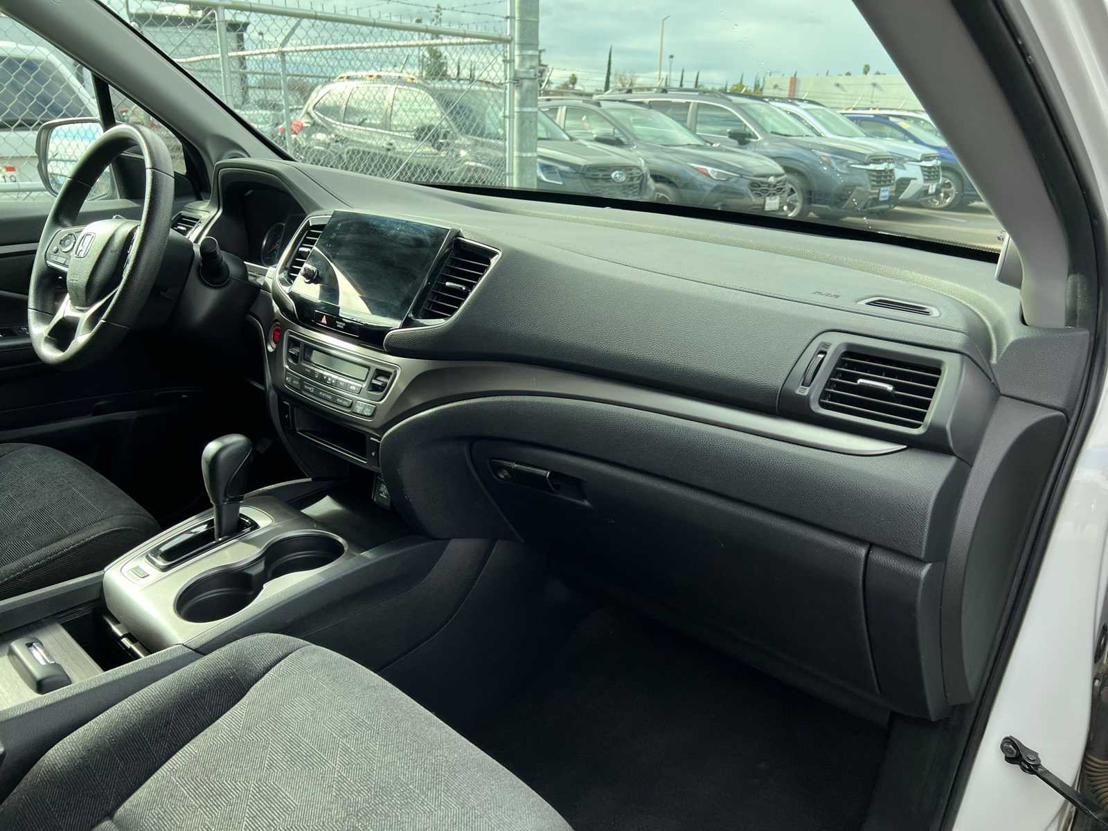 Thumbnail: 2020 Honda Pilot - 25