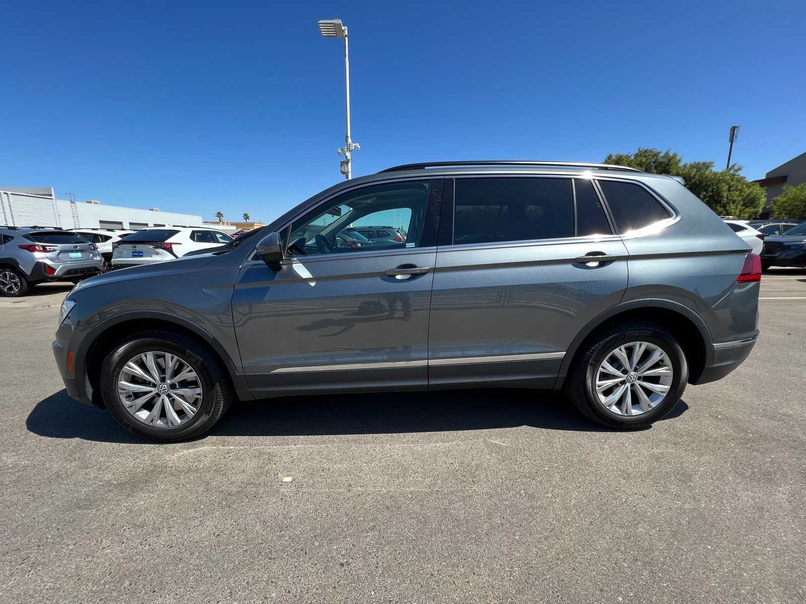 2018 Volkswagen Tiguan SE 2