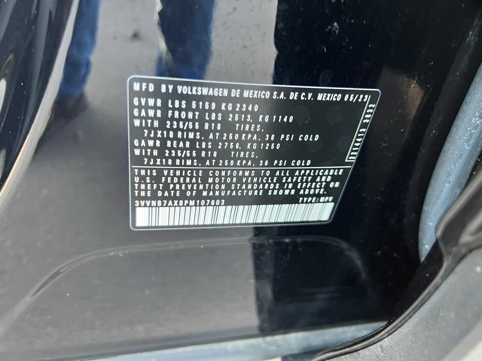 Thumbnail: 2023 Volkswagen Tiguan - 45