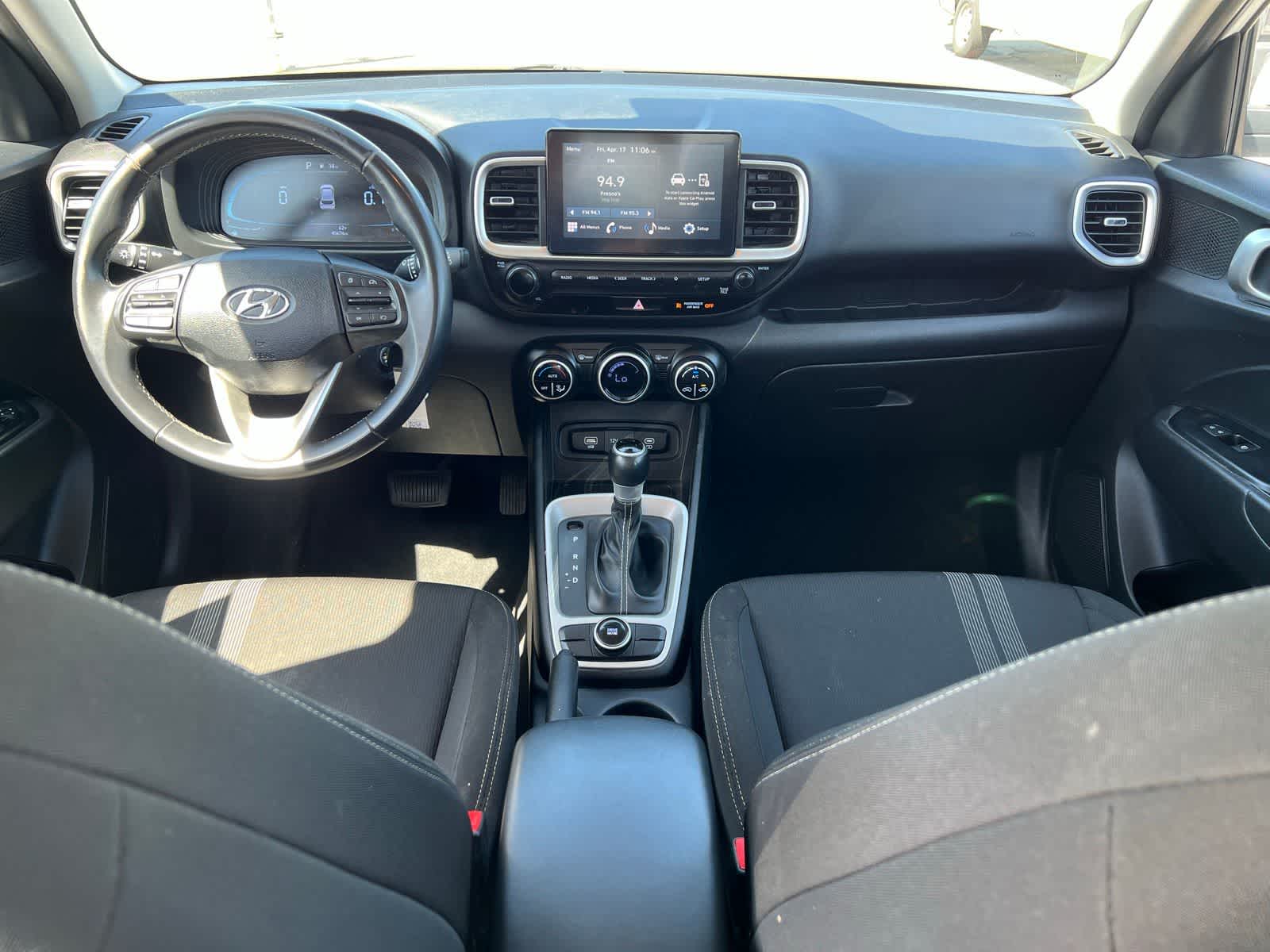 Thumbnail: 2023 Hyundai Venue - 27