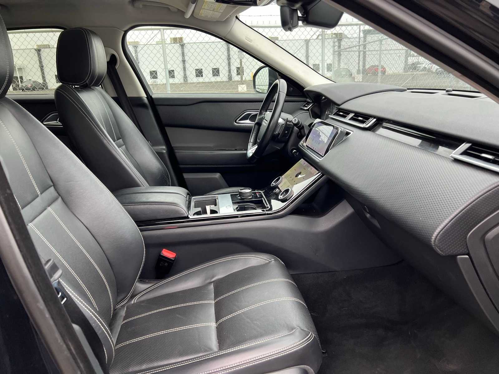 Thumbnail: 2020 Land Rover Range Rover Velar - 27