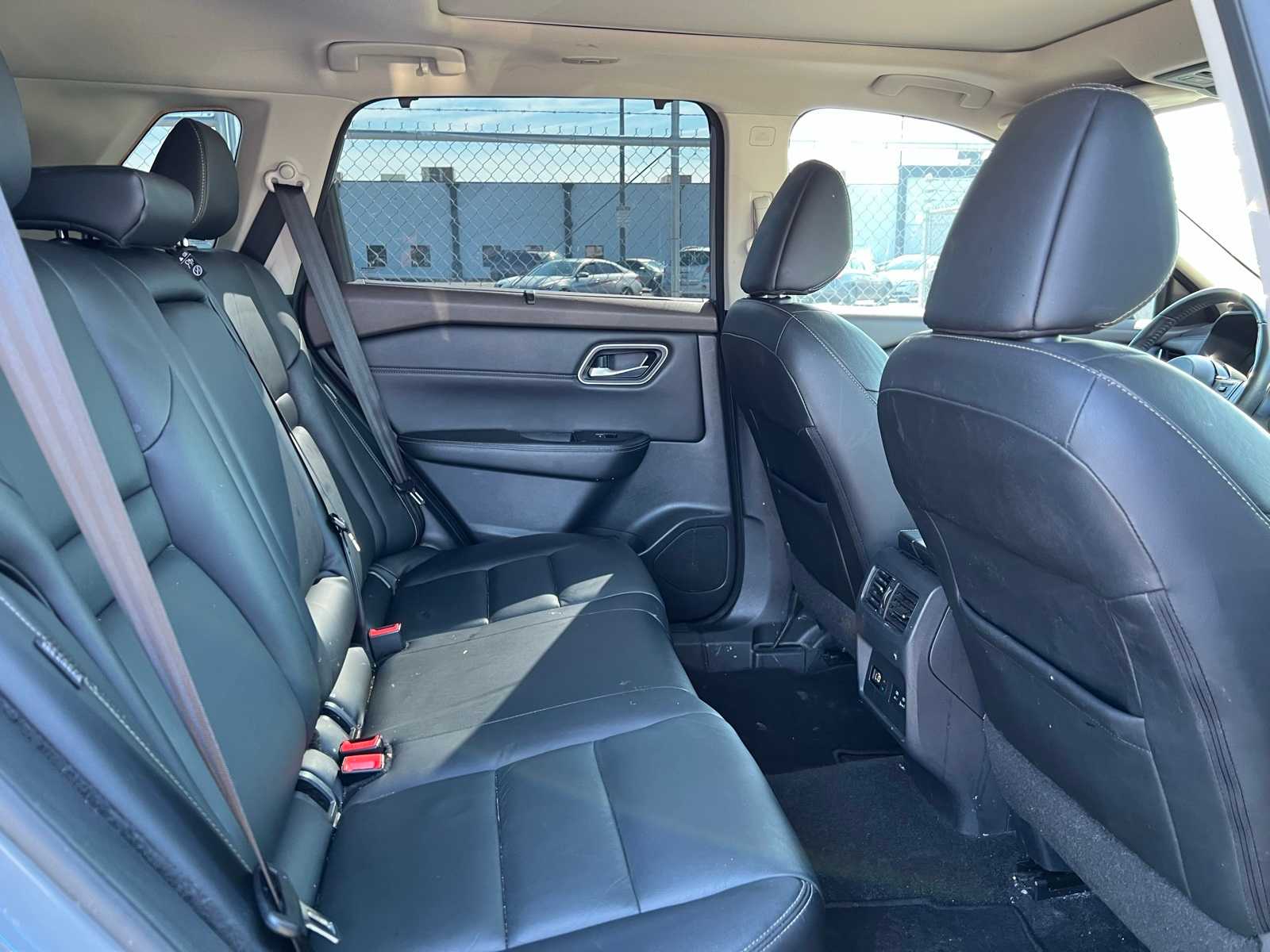 Thumbnail: 2021 Nissan Rogue - 20