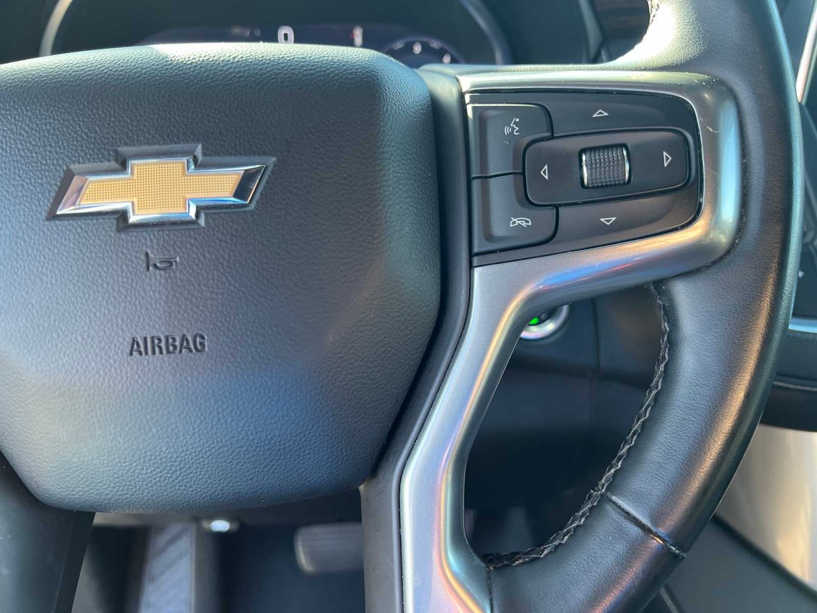 Thumbnail: 2023 Chevrolet Suburban - 35