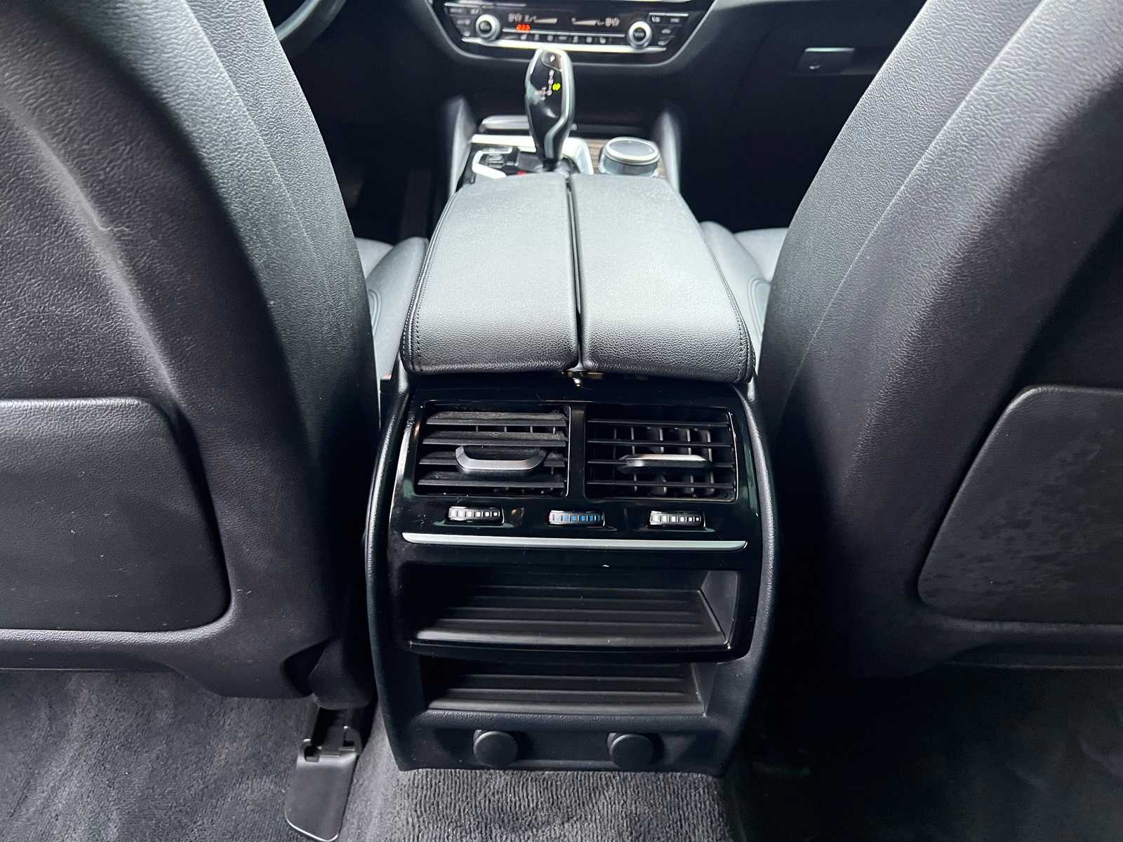 Thumbnail: 2018 BMW 5 Series - 31