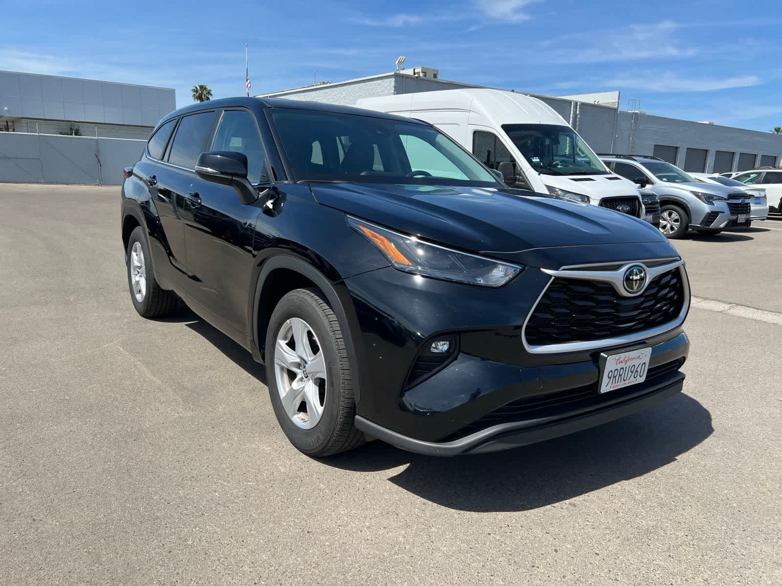 Thumbnail: 2025 Toyota Highlander - 11