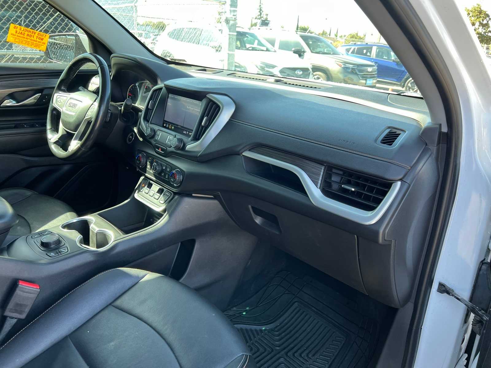 Thumbnail: 2020 GMC Terrain - 26