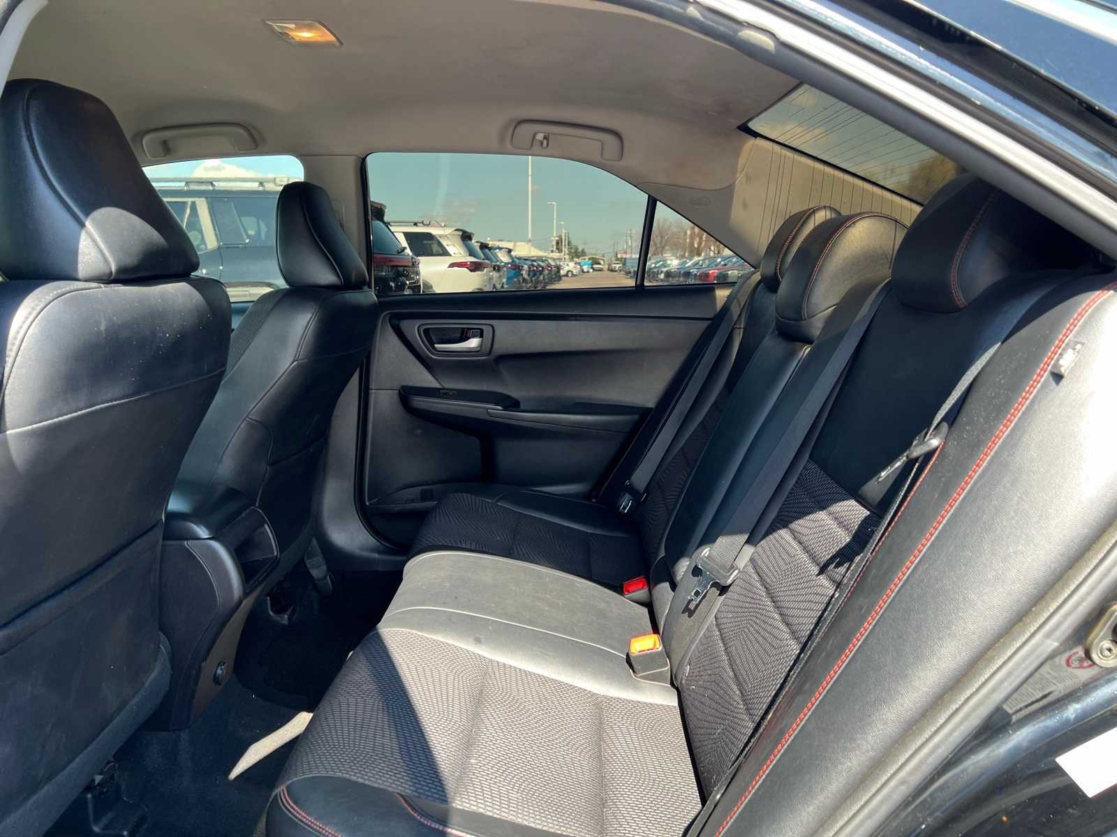 Thumbnail: 2017 Toyota Camry - 19