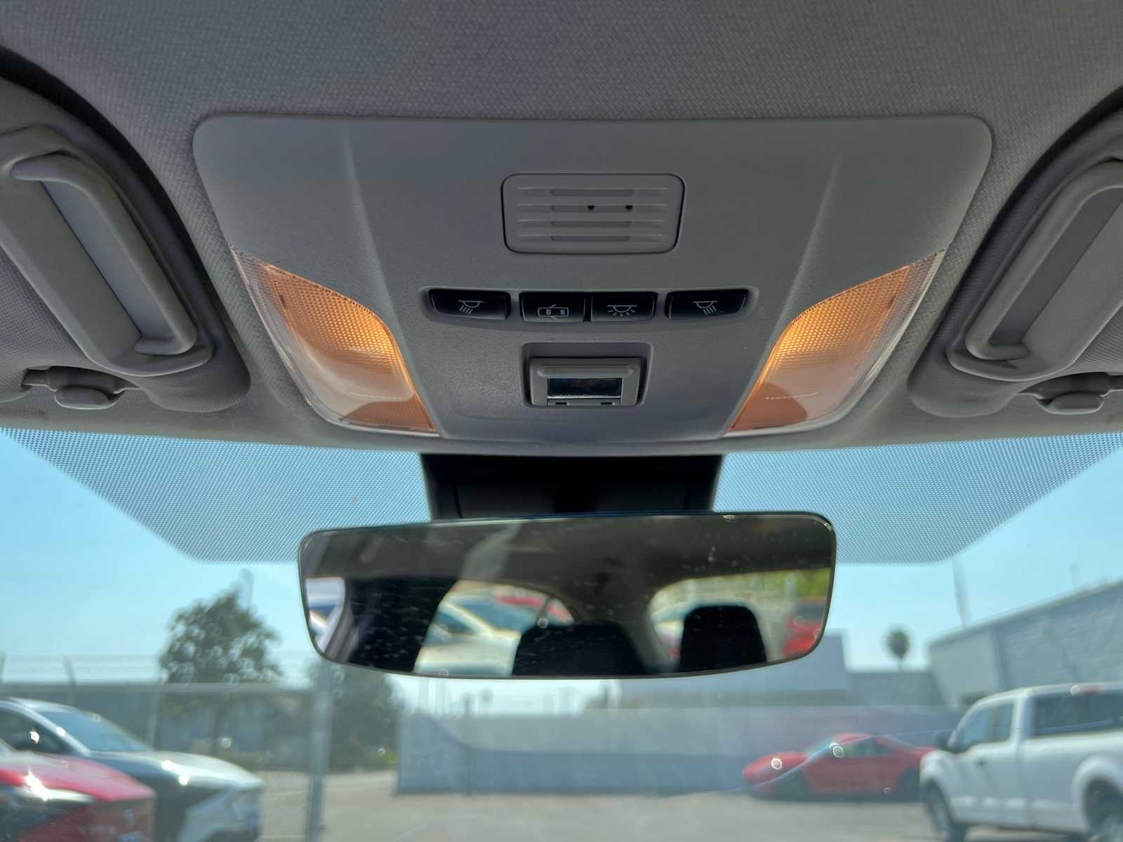 Thumbnail: 2020 Toyota Corolla - 33