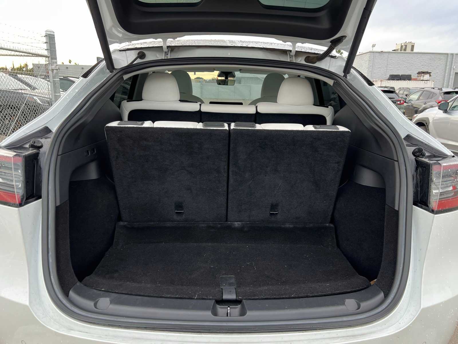 Thumbnail: 2021 Tesla Model Y - 7