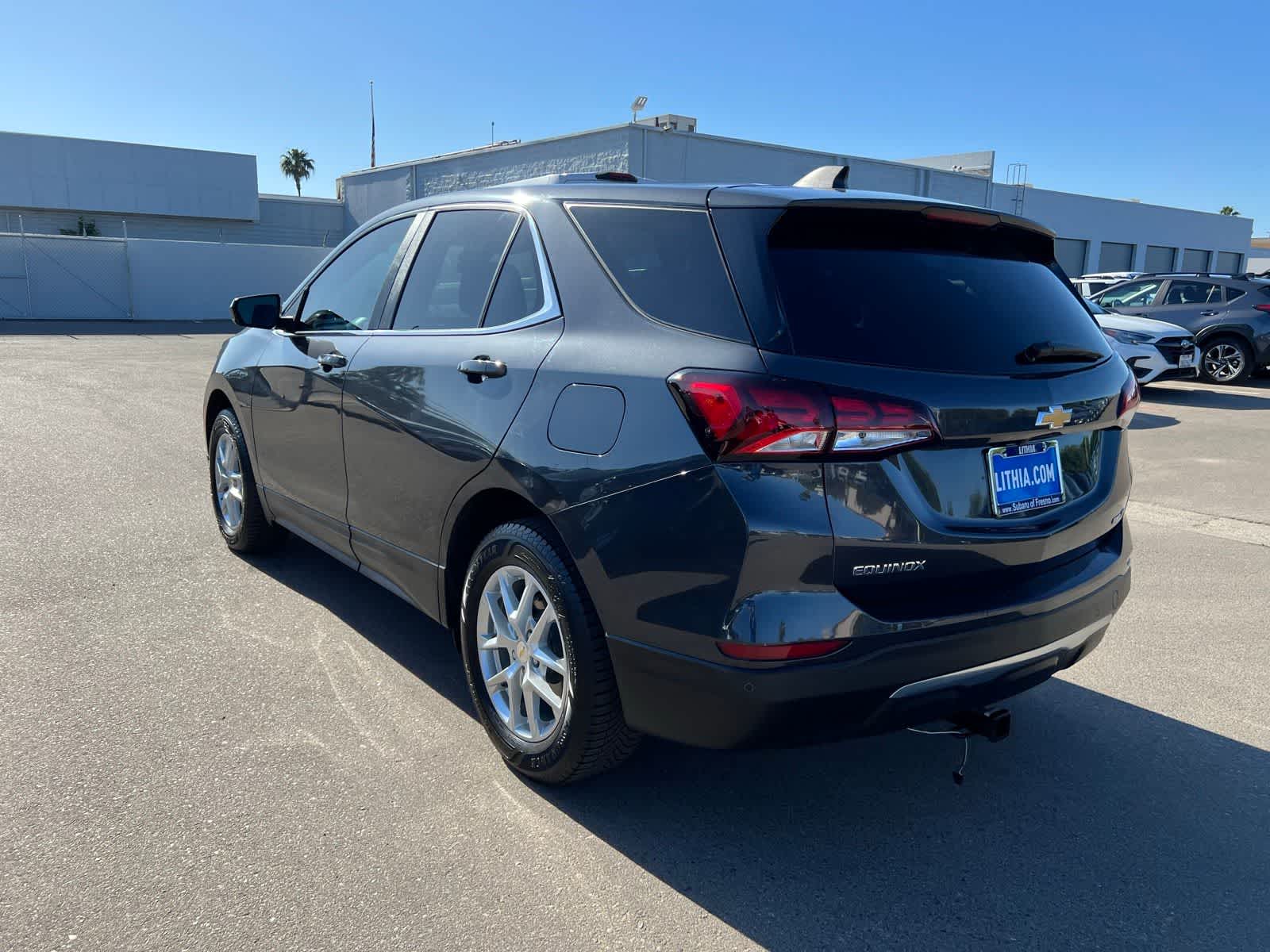 Thumbnail: 2022 Chevrolet Equinox - 3