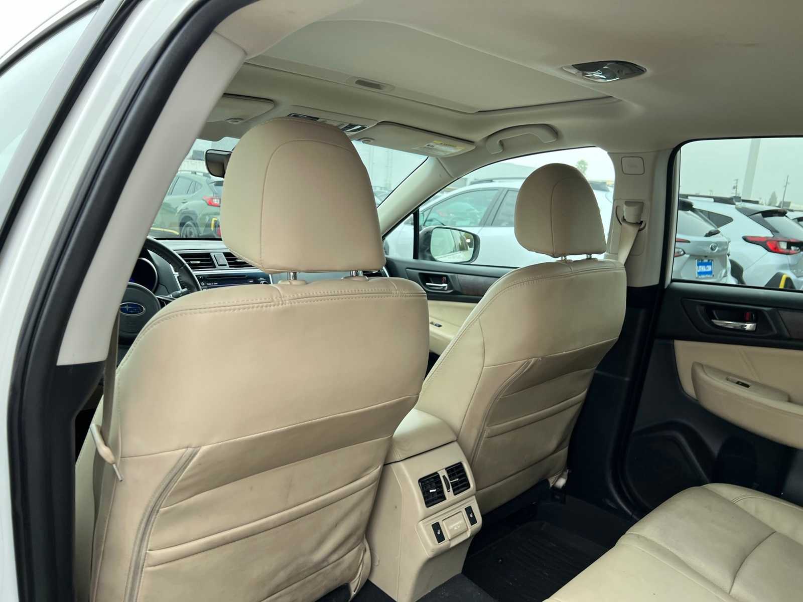 Thumbnail: 2018 Subaru Outback - 18