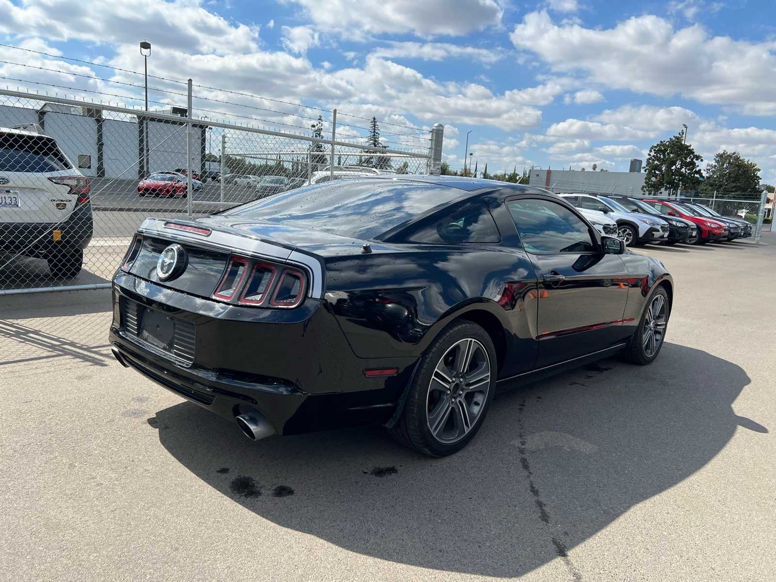 Thumbnail: 2014 Ford Mustang - 7