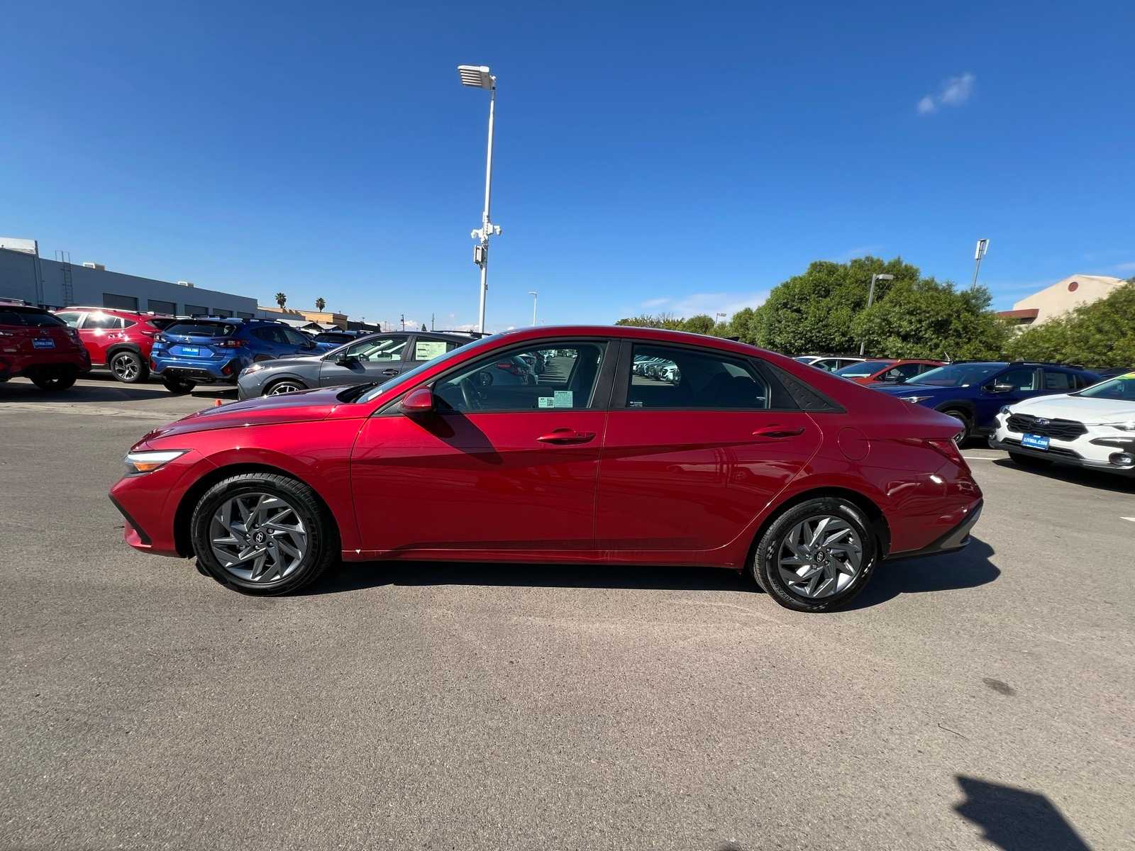 Thumbnail: 2024 Hyundai Elantra - 2