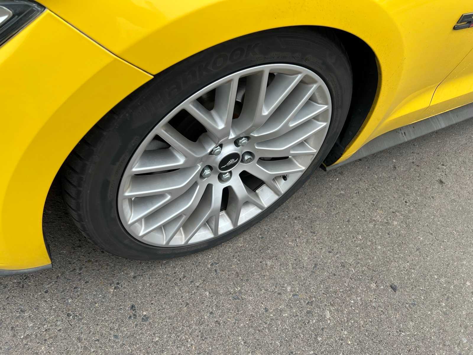 Thumbnail: 2015 Ford Mustang - 11