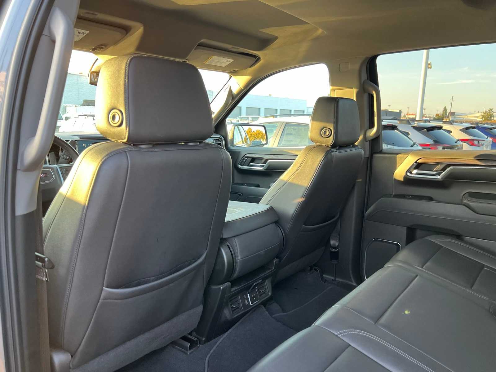 Thumbnail: 2024 GMC Sierra 1500 - 18