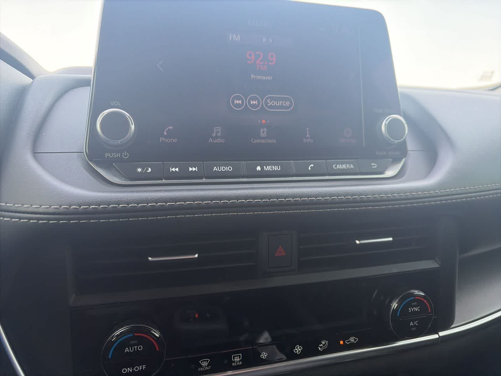 Thumbnail: 2023 Nissan Rogue - 32