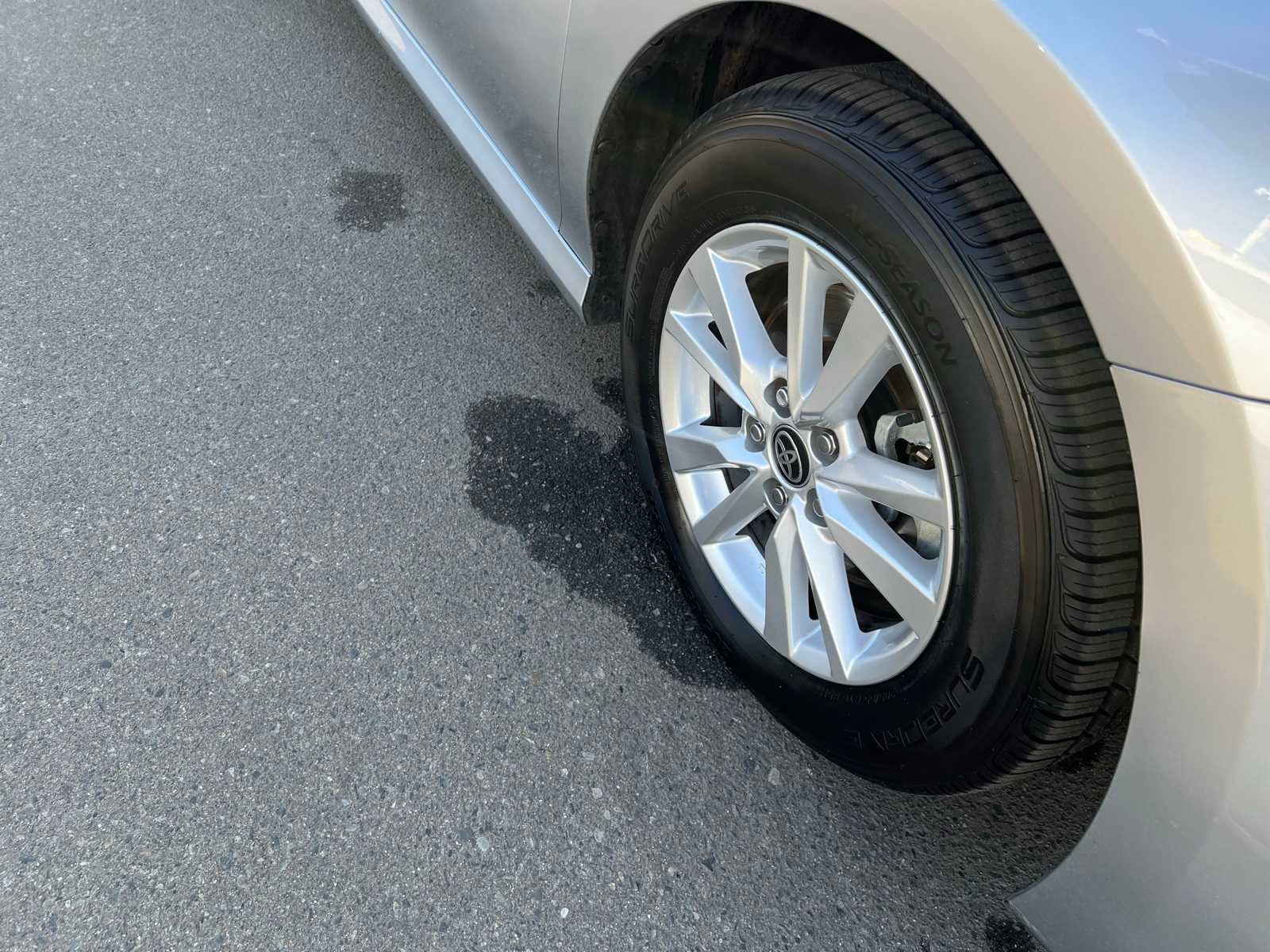 Thumbnail: 2025 Toyota Camry - 25